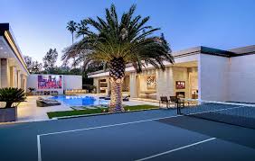 A sparkling swimming pool and spa embody the. Kylie Jenner Buys Los Angeles Mansion For 36 5 Million Homes Of The Rich