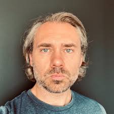 📈 Od VC do VMS i 20 akwizycji spółek rocznie, czyli 12 pytań do Marcina  Szeląga, COO Everfield