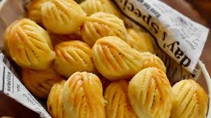 Persiapkan semua bahan yang dibutuhkan. Tips Sukses Dan Resep Membuat Nastar Lumer Di Mulut Untuk Kue Lebaran Halaman All Tribun Pekanbaru