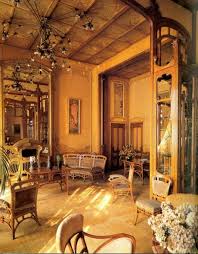 Beautiful inlay, fabulous carved arms, and a warm patina to the mahogany circa 1895. Storia Del Mobile Lo Stile Arte Nouveau Artedelrestauro It