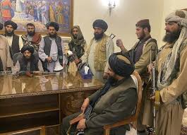 Taliban son olarak pakistan sınırındaki kapıyı da ele geçirdi. Dyazowdh8lx0m