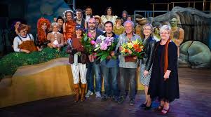 Das kostenlose bankpaket für jugendliche. Uckermarkische Buhnen Uckermark Oskar In Schwedt Vergeben Nordkurier De