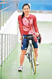Jun 23, 2021 · 被問到「牛下女車神」李慧詩的獎牌希望，他笑稱：「我不想給sarah太大壓力，但我覺得今年港隊陣容頂盛，很多項目的運動員，例如單車、體操、乒乓球等，都曾在國際賽得獎，希望奧運也能達到理想成績。 ç‰›ä¸‹å¥³è»Šç¥žä¿‚é‚Šå€‹ Edwinwong0125