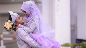 Ada baiknya jika akan berkumur atau sikat gigi dilakukan sebelum datang waktu zuhur. Bagaimana Hukumnya Berhubungan Intim Di Siang Hari Saat Ramadan Ramadan Liputan6 Com