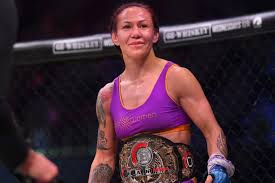 Famous as cristiane cyborg santos, she shares the nickname cyborg with her former husband and fellow mixed martial artist evangelista santos. Cris Cyborg Bleacher Report Latest News Videos And Highlights
