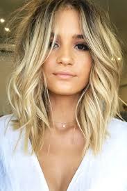 These looks will transform your fine locs into bouncy volume filled greatness. 21 Hairstyles For Fine Hair To Put An End To Styling Troubles Medium Hair Styles Medium Length Hair Styles Thin Fine Hair