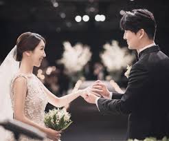 Lee and his wife welcomed their first child, a son, on august 14. Ji Chang Wook Made Her Face Appear The Quartet Of 4 Guys Who Died Reunited After 10 Years