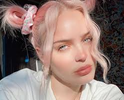 Anne has been nominated for several awards and won global awards 2019 along with remarkable women awards 2019. Does Anne Marie Have A Boyfriend Or Girlfriend Who Is Anne Marie From Her Age To Capital