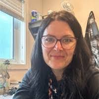 Tracy Tigue's Instagram, Twitter & Facebook