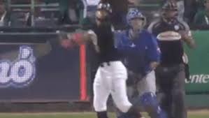Fernando gabriel tatís medina (born january 2, 1999), nicknamed el niño, is a dominican professional baseball shortstop for the san diego padres of major league baseball (mlb). Video Fernando Tatis Jr Flipped His Bat To Mars After Epic Home Run In Dominican League 12up