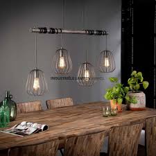 landelijke 4 lichts draad hanglamp behorende tot de serie lampoon deze draadlamp is uitgevoerd in metaal m industriele hanglampen hanglamp plafondverlichting