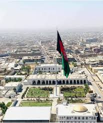Hier spiegeln sich die wechselvolle geschichte und die heutige flagge afghanistans besteht aus drei gleich großen vertikalen streifen: Pin Auf Afghanistan