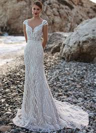 We did not find results for: Fit And Flare Brautkleider Figurbetont Luxurioses Aufwendig Oder Schlicht