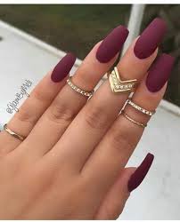 Pin De Vincitorioaurora En Belleza Diseno De Unas Mate Unas Para Piel Morena Unas Granates