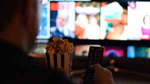Como principal diferenciador, brinda acceso a eventos en vivo como la champions league, estrenos exclusivos, así como películas a tan solo 35 días de haber sido presentados en cine. Hbo Max Vs Disney Plus Vs Netflix Cual Ofrece Mejor Precio Y Calidad Conocedores Com