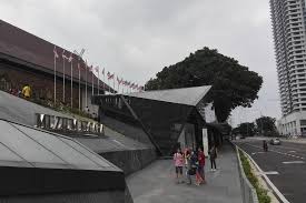 Muzium negara is here to serve you, check their contact details such as phone number, website and email here in this page. Muzium Negara Entrance Fee Malaysia National Museum It Wouldn T Be A Trip To Muzium Negara If We Didn T See The Iconic Historical Vehicles Fire Engine Train Mini Bus Near The