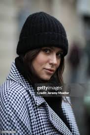 Lou Beyer wearing ￼Balenciaga Triple S sneaker, Bottega Veneta bag,... News  Photo