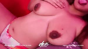 Indian Bhabhi Showing her Big Boobs - PORNORAMA.COM