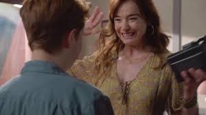 Dans plus belle la vie, le personnage de delphine est interprété par delphine rollin. Replay Plus Belle La Vie Plus Belle La Vie Indiscretion Delphine Obtient Les Produits Pour La Transition D Antoine Du France 3