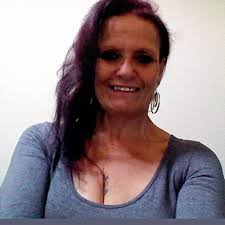 This message is picked for you Honey you looking at my post and you can't  even say hi to me or you don't love me anymore 💗🌹💕