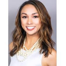 Jennifer Ryerson's Instagram, Twitter & Facebook