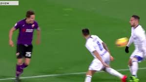 Per tutti (var compreso), non per abisso. Rigore Contro L Inter A Firenze L Arbitro Abisso Fermato Per Tre Turini