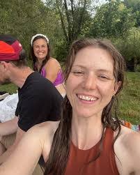 Janna Bishop's Instagram, Twitter & Facebook