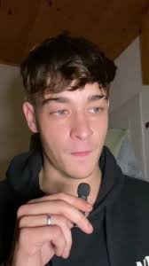 La Tristeza: Mensaje y Consejo sobre la Salud Mental y Emocional