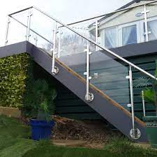 Bagi kamu yang memiliki rumah bertingkat, ada sejumlah elemen yang perlu diperhatikan. Kualitas Tinggi Stainless Steel Kaca Railing Tangga Buy Railing Tangga Stainless Steel Railing Tangga Kaca Railing Tangga Product On Alibaba Com