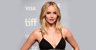 The movie has been filming in new orleans for a few weeks. When Jennifer Lawrence Described Her Style As Sl Tty Power Lesbian Said If You Ve B Bs You Ve To Show Asume Tech