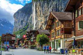 10 Most Picturesque Villages In Switzerland Routeperfect Blog Places In Switzerland Switzerland Itinerary Cool Places To Visit
