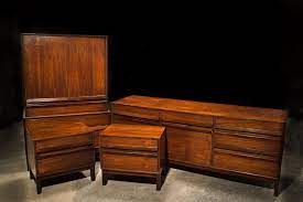 Is it worth picking up. S American Of Martinsville Bedroom Set Atmosphere Ideas Wardrobe Sets Breakfront Cabinet Dresser Furniture Apppie Org