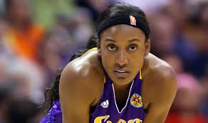 Nuodingos“ WNBA atmosferos neišlaikiusi krepšininkė šokiravo: lygoje 98  proc. žaidėjų