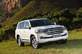 Safety with the likelihood that the land cruiser v8 will find itself in all manner of locations and driving conditions, toyota has ensured that occupants stay. Land Cruiser Wallpapers Top Free Land Cruiser Backgrounds Wallpaperaccess