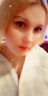 Pub sorry as disabled woman says staff laughed at her saying she was  'wobbly'