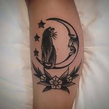 Kedi Ve Hilal Ay Dovmesi Crescent Moon And Cat Tattoo 2 Geleneksel Dovmeler Kol Dovmeleri Dovme