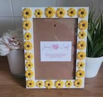 Yellow Resin Daisy Flat back Photo Frame 5 x 7 inches