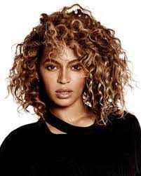 21 Curly Bangs Hairstyle Ideas As Seen On Celebrities Beyonce Curly Hair Beyonce Short Hair Beyonce Hair