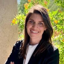 Robyn Barnard's Instagram, Twitter & Facebook