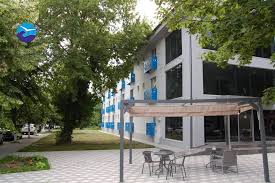 Hotel union 3 stele eforie nord este situat pe faleza statiunii eforie nord, in zona centrala, in vecinatatea hotelurilor acapulco si diana. Boutique Hotel Glam Eforie Nord