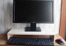 ダイソー 知ってれば家具屋さんで買わなかったのに 500円でも絶対買い パソコンテーブル パソコン テーブル パソコン インテリア 収納