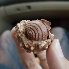 Ferrero rocher what the hell?!? The Swirl Inside Of A Ferrero Rocher Chocolate Mildlyinteresting