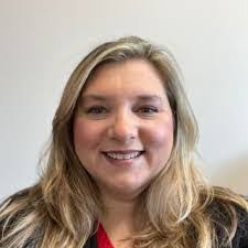 Kara Carr's Instagram, Twitter & Facebook