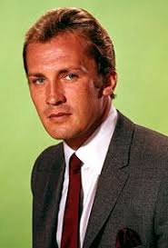 Os Invasores :: Perdidos no Espaço