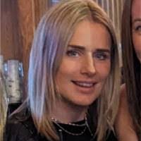 Roxanne Devine's Instagram, Twitter & Facebook