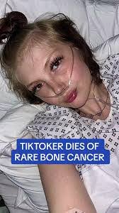 Leah Bianco's Instagram, Twitter & Facebook