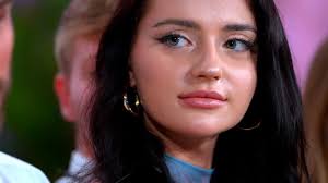 Hotel Paradise 9. Julia zdradziła Sandrze, że dostała od 2 dziewczyn  propozycje. Mówi o żmijach [TEGO NIE BYŁO W TV]