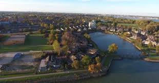 Veja mais ideias sobre amsterdã, holanda, países baixos. Vista Aerea Agua Paisagem Natural Zona Walburg Dordrecht Paises Baixos Video De Stock C Jhnbnk 270835642