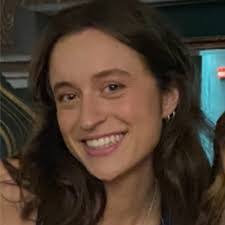 Cara Mackenzie's Instagram, Twitter & Facebook