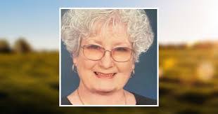 Mary Waldrup's Instagram, Twitter & Facebook